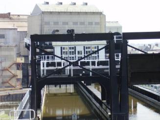 Top gates