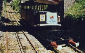 Carriage showing Floating Body